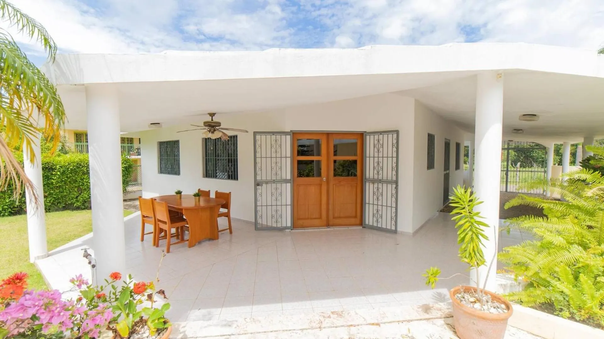 Casati Family House, Great Pool Garden Apartment Sosua 0*,  Dominican Republic